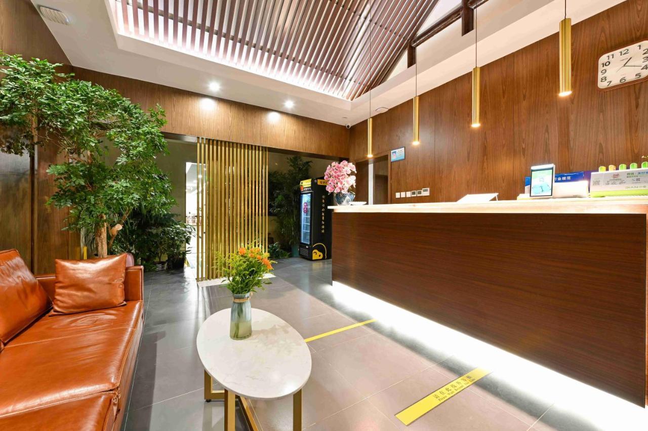 Xingshe Alley Courtyard Hotel Beijing Wangfujing Forbidden City Branch - Breakfast Included & English Speaking Reception & Free Wifi And Laundry Room & Hutong Culture & Cat-Keeping & Flower-Growing Terrace & One Day Tour Service & Free Coffee Luaran gambar